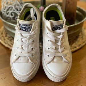 Girls Converse All Star 2 size 13